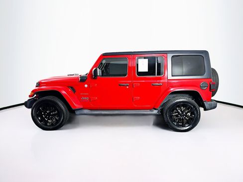 Used 2023 Jeep Wrangler Sahara image 4