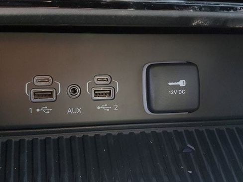 New 2026 Jeep Grand Cherokee Altitude AWD/4WD image 33