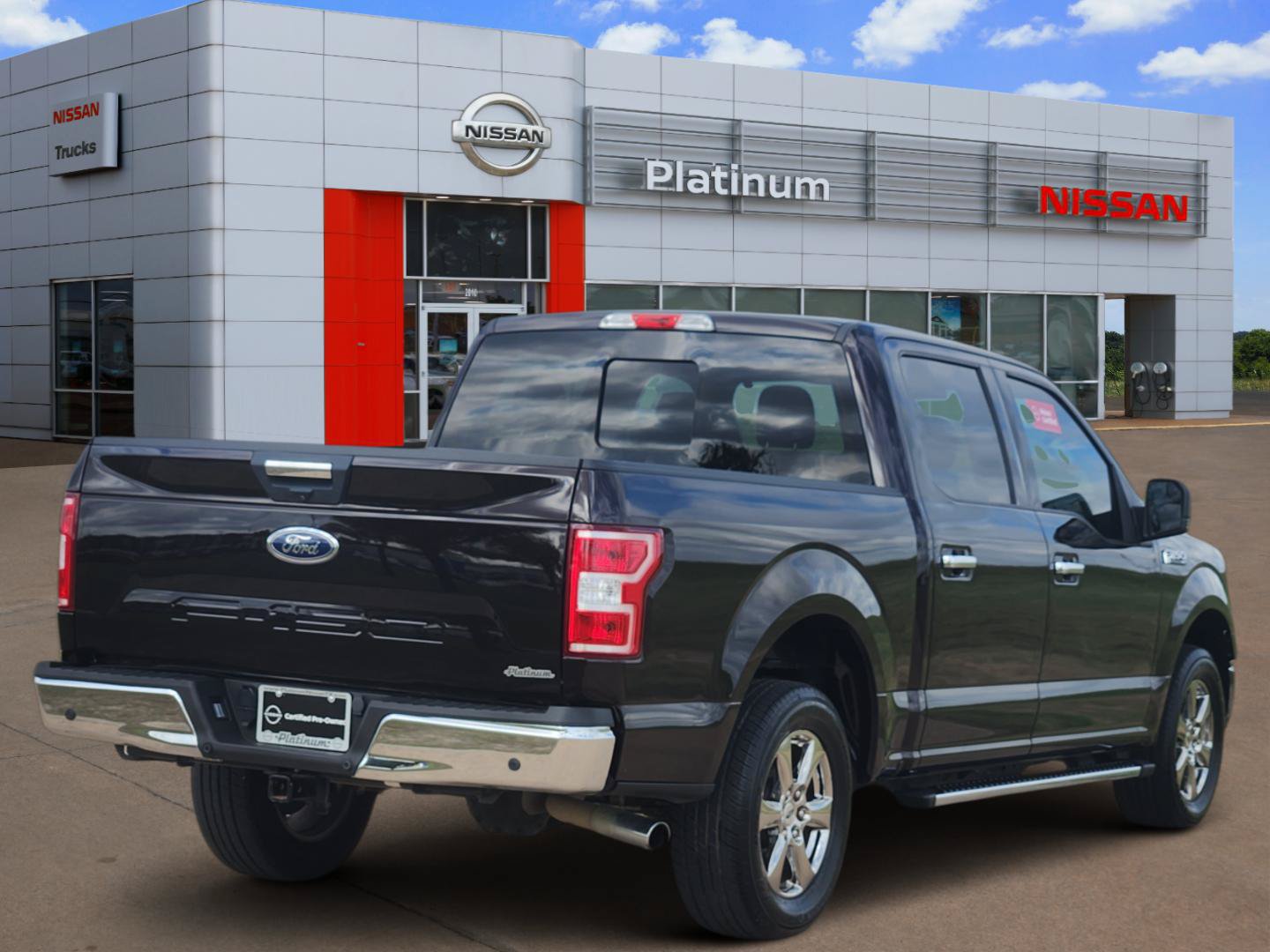 Used 2020 Ford F150 XLT w/ Equipment Group 302A Luxury RWD image 4
