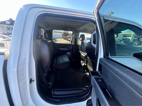 Used 2021 Ford F150 Lariat image 14