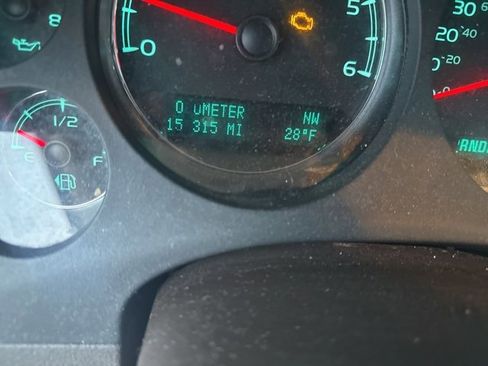 Used 2013 GMC Yukon XL Denali image 34