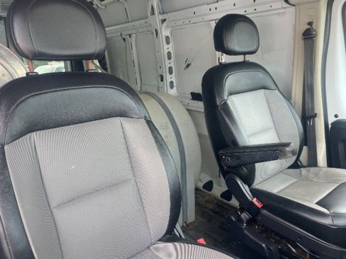 Used 2021 RAM ProMaster 2500 FWD image 14