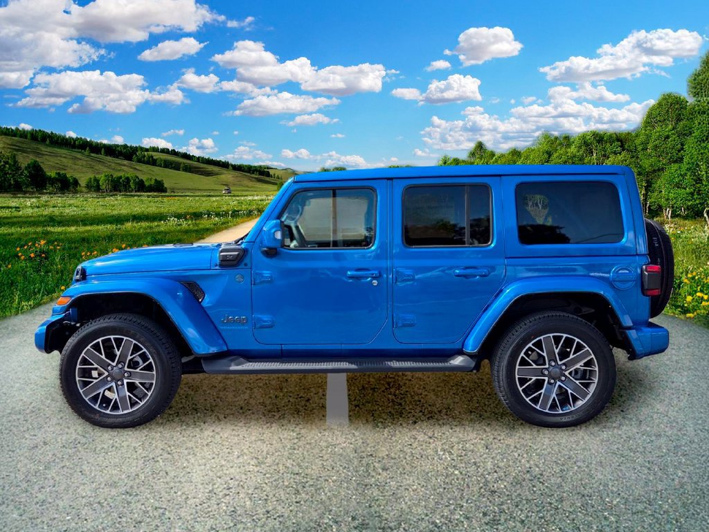 Certified 2023 Jeep Wrangler Unlimited Sahara AWD/4WD image 3