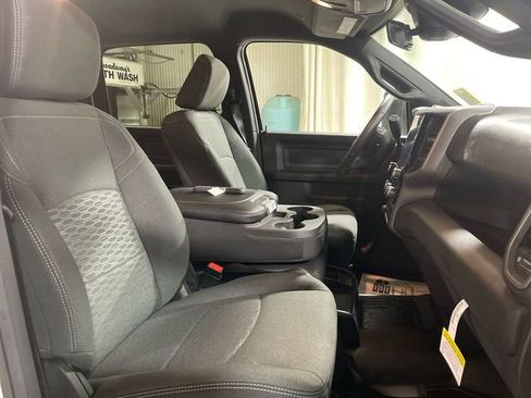 New 2026 RAM 5500 Tradesman w/ Chrome Appearance Group image 24