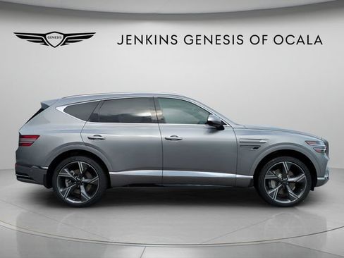 Certified 2025 Genesis GV80 3.5T Prestige AWD/4WD image 9