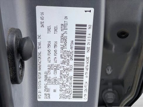 Used 2016 Toyota Tacoma SR5 w/ Towing Package image 15