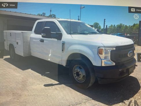 Used 2022 Ford F350 XL w/ Power Equipment Group RWD image 14