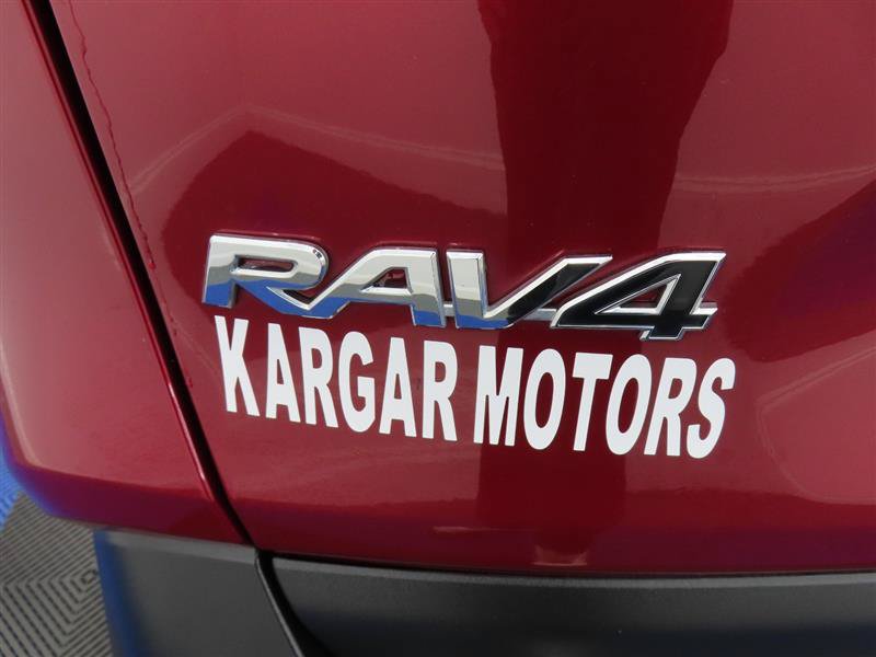 Used 2025 Toyota RAV4 LE FWD image 9