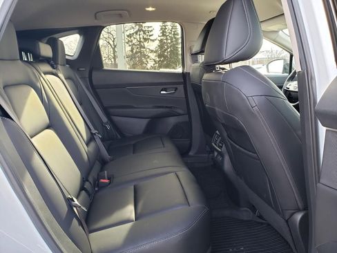 Used 2025 Nissan Murano SV image 23