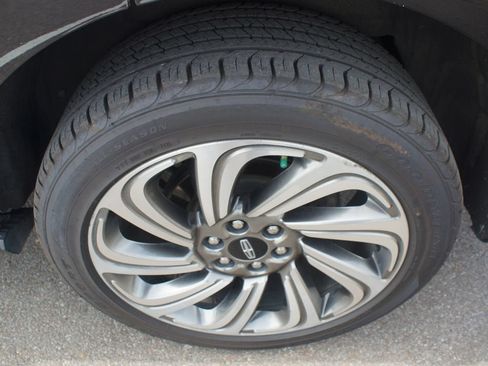 Used 2022 Lincoln Navigator Reserve AWD/4WD image 27