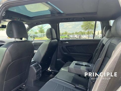 Used 2024 Volkswagen Tiguan SEL R-Line w/ MDO Package, Two-Row AWD/4WD image 28