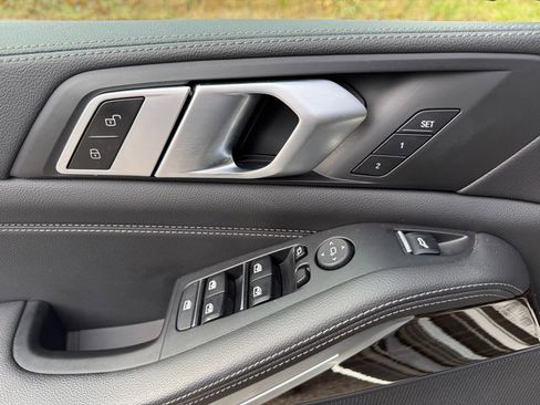 Used 2020 BMW X5 sDrive40i w/ Premium Package image 12