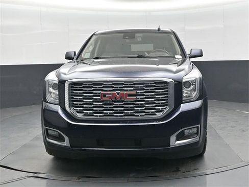Used 2018 GMC Yukon XL Denali image 9