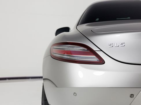 Used 2011 Mercedes-Benz SLS AMG Coupe image 82
