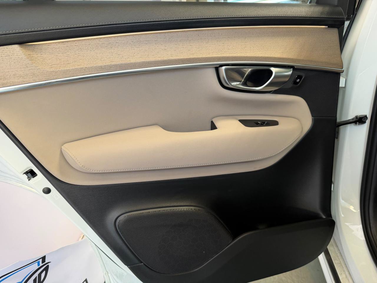 Used 2026 Volvo XC90 B6 Plus AWD/4WD image 18