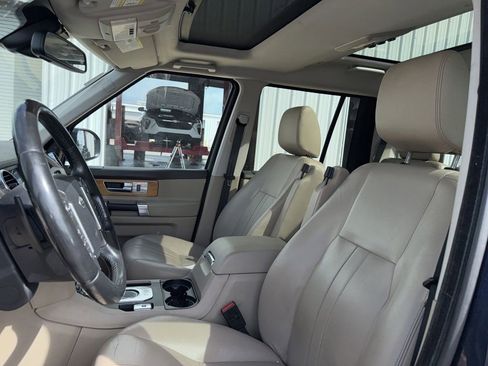Used 2015 Land Rover LR4 HSE AWD/4WD image 15