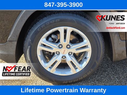 Used 2018 GMC Terrain SLE w/ Driver Convenience Package image 12