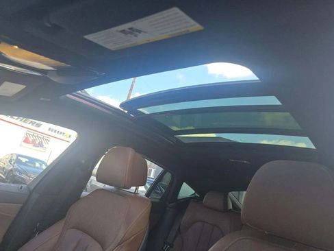 Used 2020 BMW X6 M50i image 4