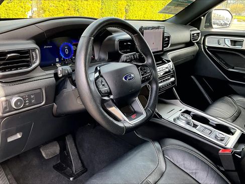 Used 2021 Ford Explorer ST w/ Equipment Group 401A image 16