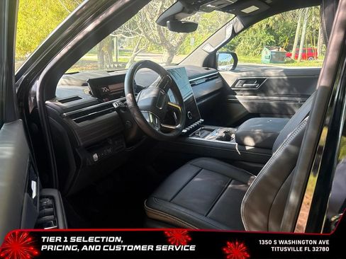 Used 2025 GMC Sierra EV Denali AWD/4WD image 5