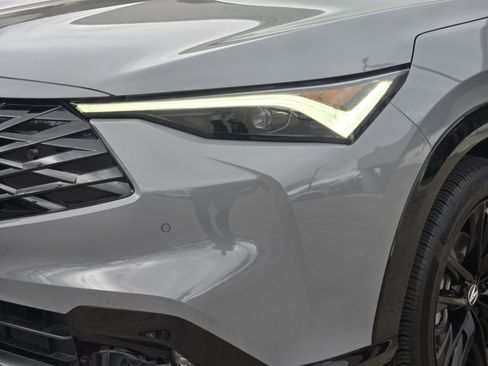 Certified 2025 Acura ADX A-Spec image 9