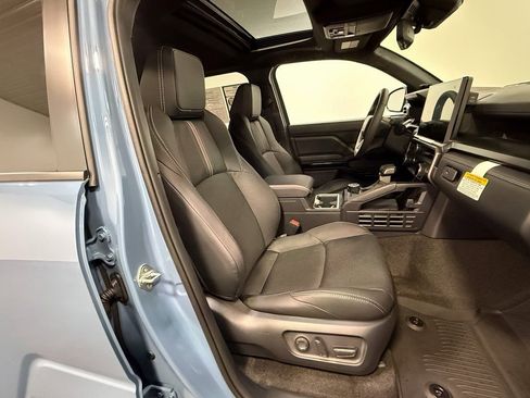 Used 2025 Toyota 4Runner Limited w/ Tow Technology Package image 13