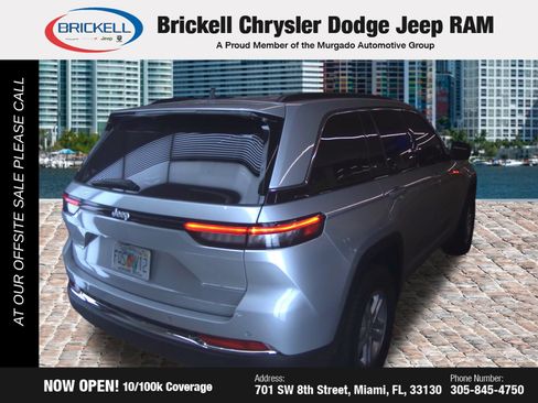 Used 2025 Jeep Grand Cherokee Limited RWD image 15