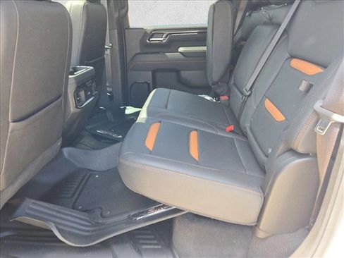Used 2024 GMC Sierra 2500 AT4 w/ AT4 Preferred Package AWD/4WD image 20