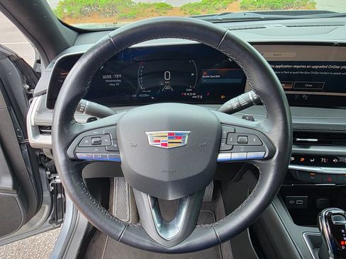 Used 2024 Cadillac XT4 Premium Luxury AWD/4WD image 20
