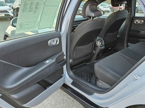 Used 2025 Hyundai Ioniq 6 SE image 15