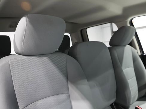 Used 2019 RAM 1500 Express image 10