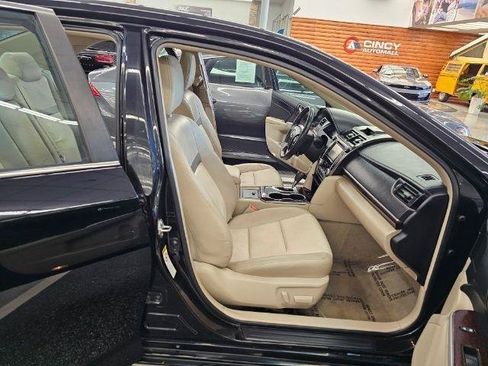 Used 2013 Toyota Camry XLE FWD image 32