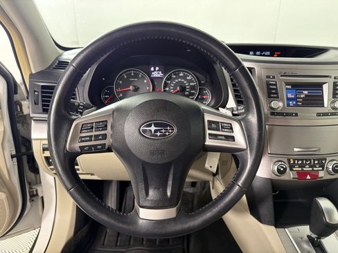 Used 2014 Subaru Outback 2.5i Premium AWD/4WD image 15