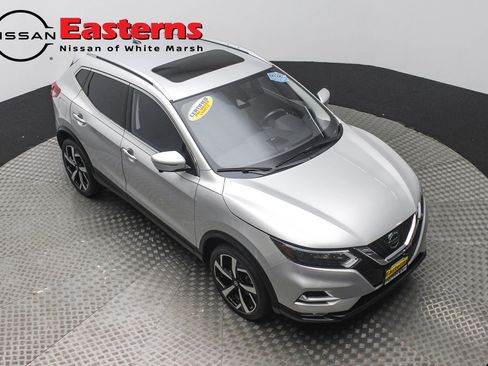 Used 2022 Nissan Rogue Sport SL w/ Premium Package AWD/4WD image 3