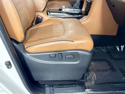 Used 2018 INFINITI QX80 4WD w/ Deluxe Technology Package image 40