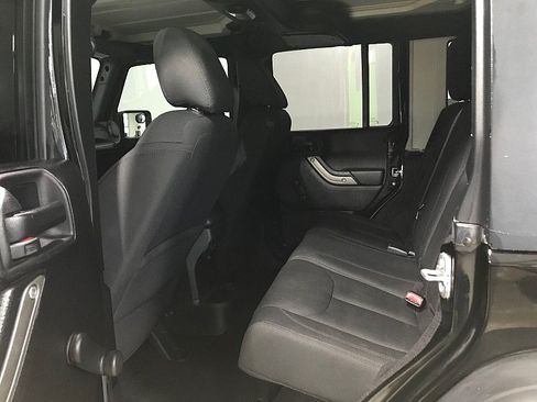 Used 2015 Jeep Wrangler Unlimited Sport w/ Connectivity Group AWD/4WD image 19