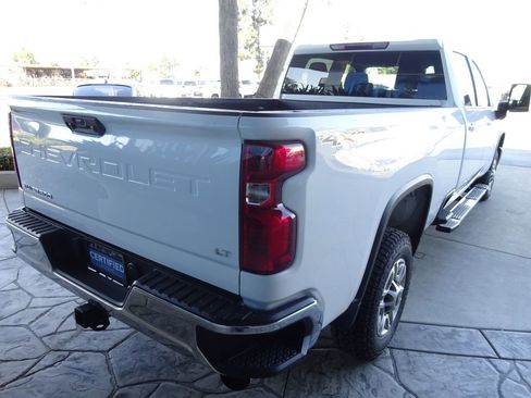 Certified 2024 Chevrolet Silverado 2500 LT AWD/4WD image 8