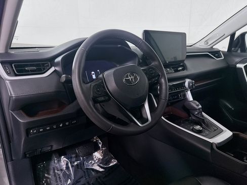 Used 2024 Toyota RAV4 Limited w/ Advanced Technology Package AWD/4WD image 9