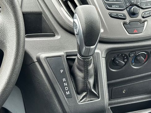 Used 2017 Ford Transit 350 XLT image 22