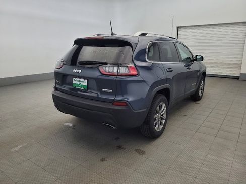 Used 2019 Jeep Cherokee Latitude Plus w/ Comfort/Convenience Group image 9