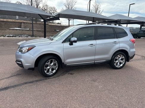 Used 2018 Subaru Forester 2.5i Touring image 4