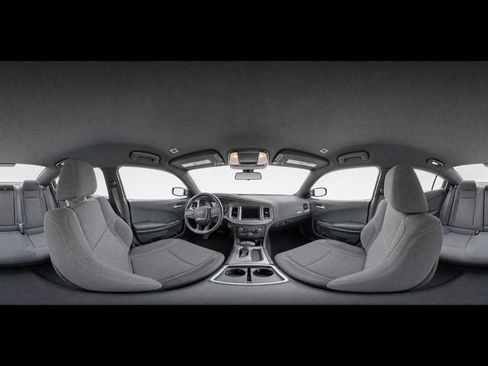 Used 2019 Dodge Charger SXT RWD image 17