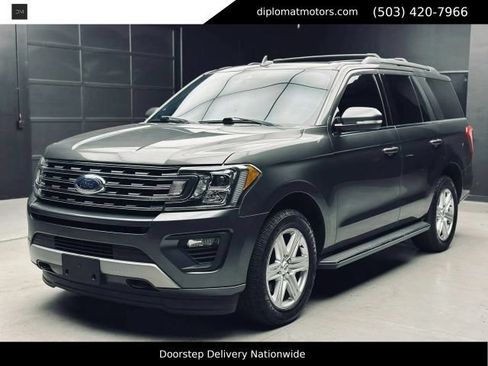 Used 2020 Ford Expedition XLT w/ Equipment Group 202A AWD/4WD image 1