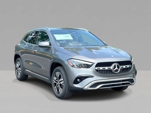 Used 2026 Mercedes-Benz GLA 250 4MATIC image 2