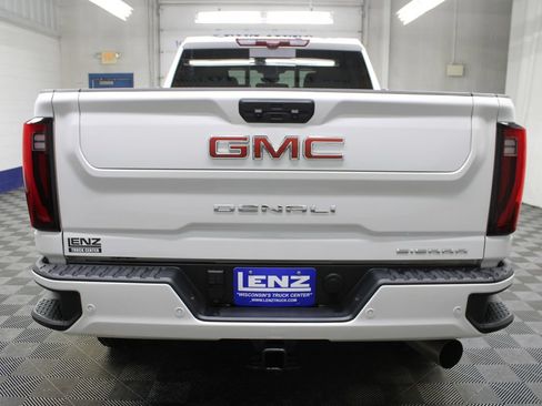 Used 2025 GMC Sierra 3500 Denali w/ Denali Reserve Package AWD/4WD image 40