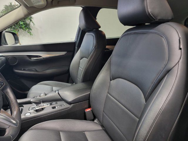 Used 2020 INFINITI QX50 Luxe w/ Navigation Package AWD/4WD image 13