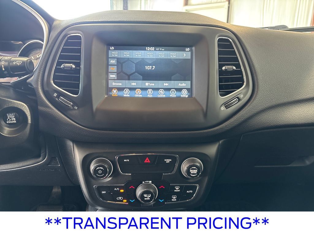 Used 2018 Jeep Compass Latitude w/ Popular Equipment Group AWD/4WD image 27