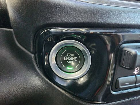 Used 2024 Chevrolet Silverado 2500 LTZ w/ LTZ Convenience Package image 24