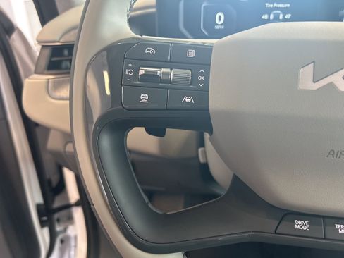 New 2026 Kia EV9 Wind image 28