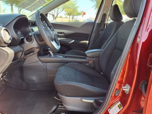 Used 2021 Nissan Kicks SV w/ Exterior Package image 13